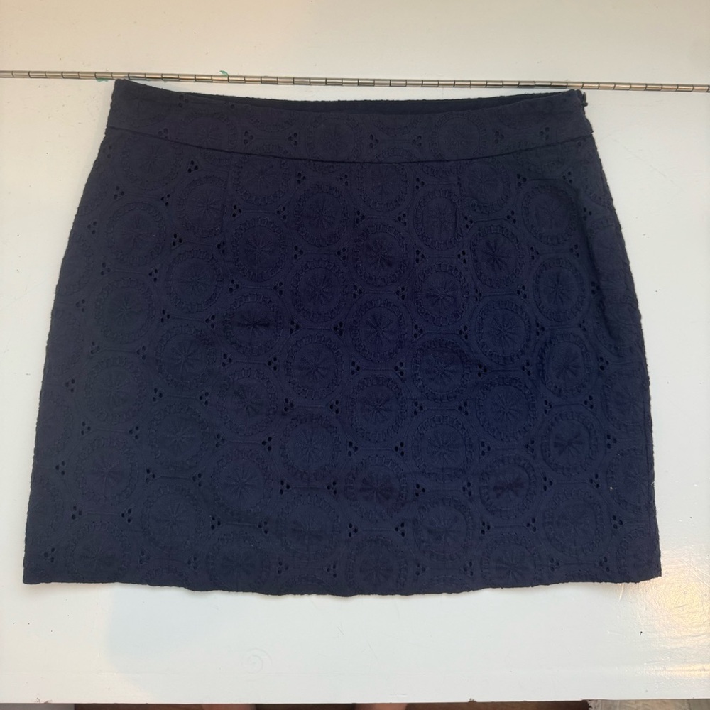Gap navy blue embroidered mini skirt